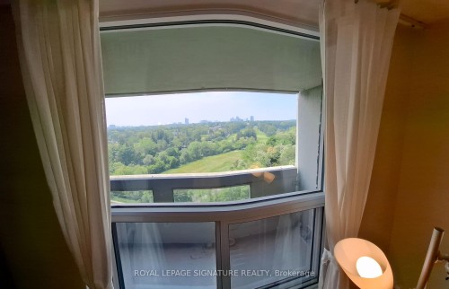 1210-60 Inverlochy Boulevard, Markham, ON - Indoor