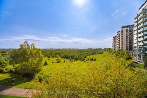 304-10 Dayspring Circle S, Brampton, ON - Outdoor With View