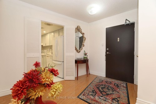 1402-3303 Don Mills Road, Toronto, ON - Indoor Photo Showing Other Room