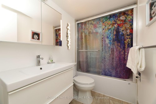 1402-3303 Don Mills Road, Toronto, ON - Indoor Photo Showing Bathroom