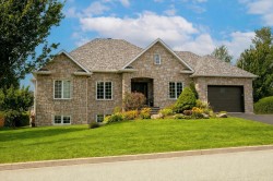 621 18e Avenue  Magog, QC J1X 7J1