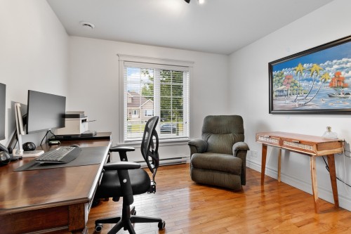 Chambre à coucher - 621 18E Avenue, Magog, QC - Indoor Photo Showing Office