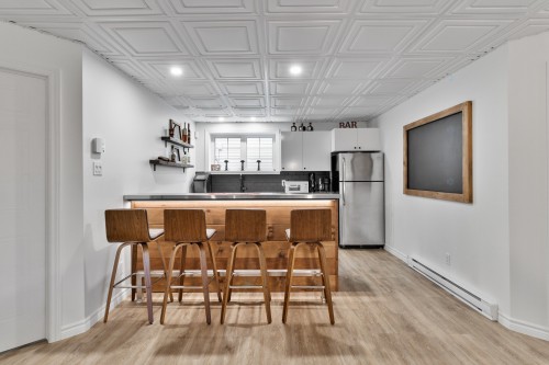 Cuisinette - 621 18E Avenue, Magog, QC - Indoor Photo Showing Kitchen
