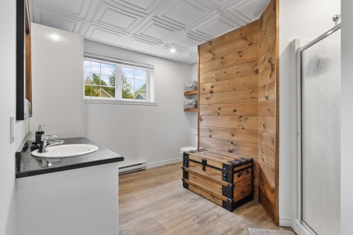 Salle de bains - 621 18E Avenue, Magog, QC - Indoor Photo Showing Bathroom