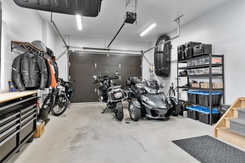 Garage - 621 18E Avenue, Magog, QC - Indoor Photo Showing Garage