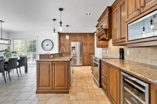 Cuisine - 621 18E Avenue, Magog, QC - Indoor Photo Showing Kitchen