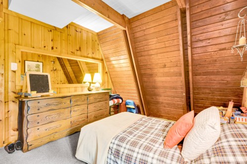 Chambre à coucher - 1651 Rue Des Bécassines, Sainte-Adèle, QC - Indoor Photo Showing Bedroom