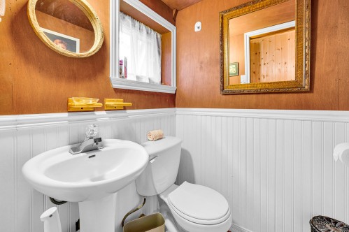 Salle de bains - 1651 Rue Des Bécassines, Sainte-Adèle, QC - Indoor Photo Showing Bathroom