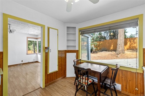 1987 Cedar Rd, Nanaimo, BC 