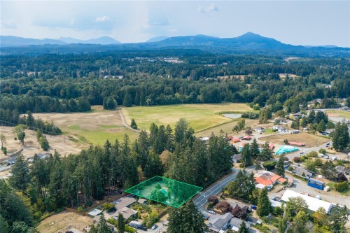 1987 Cedar Rd, Nanaimo, BC 
