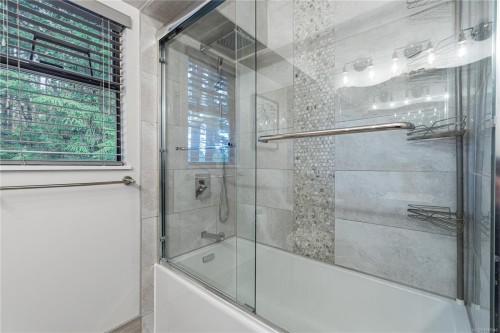 531 Summit Dr, Nanaimo, BC 