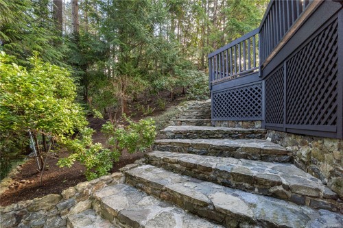 531 Summit Dr, Nanaimo, BC 