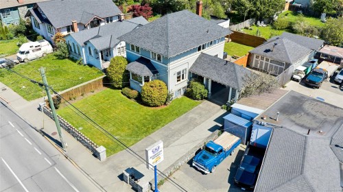 3107 Quadra St, Victoria, BC 