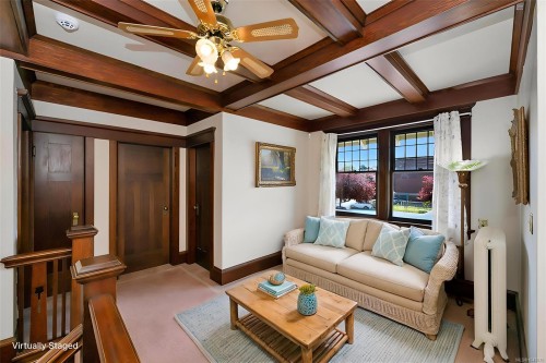 3107 Quadra St, Victoria, BC 