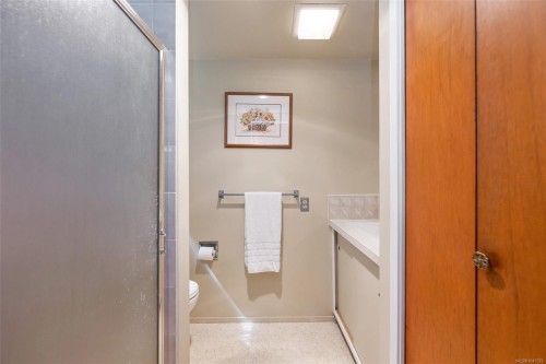 3107 Quadra St, Victoria, BC 