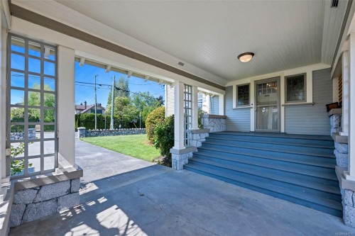 3107 Quadra St, Victoria, BC 