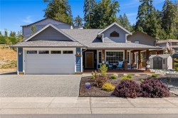 536 Cook St Ladysmith, BC V9G 1A1