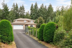 2552 Sea Blush Dr  Nanoose Bay, BC V9P 9E4