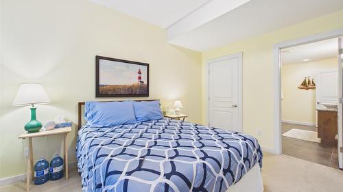 240 Boulder Creek, Cranbrook, BC - Indoor Photo Showing Bedroom