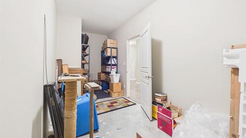 240 Boulder Creek, Cranbrook, BC - Indoor Photo Showing Other Room
