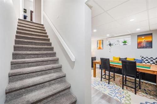 153 Stranmillis Ave, Winnipeg, MB - Indoor Photo Showing Other Room