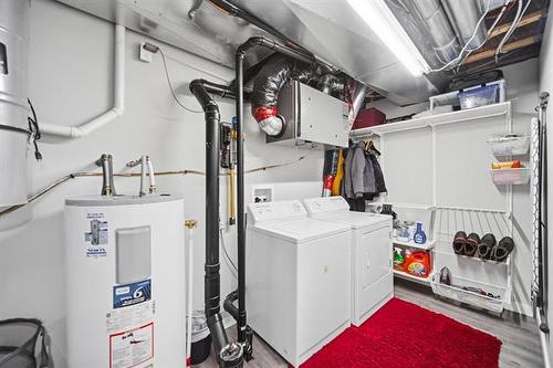 153 Stranmillis Ave, Winnipeg, MB - Indoor Photo Showing Laundry Room