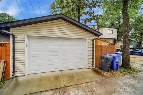153 Stranmillis Ave, Winnipeg, MB - Outdoor With Exterior