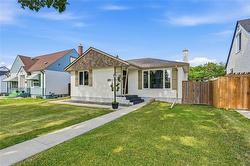 437 St Anthony AVE  Winnipeg, MB R2V 0S2