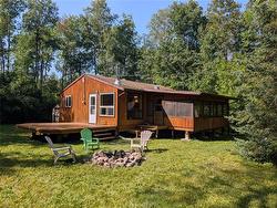 9 Rayna RD  Hillside Beach, MB R0E 2A0