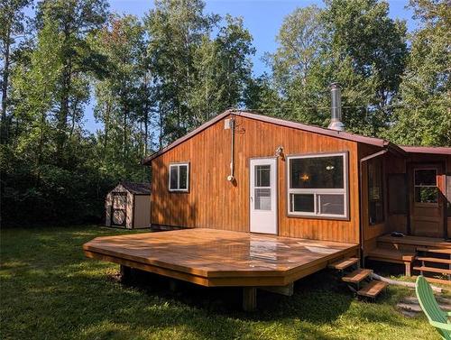 9 Rayna Rd, Hillside Beach, MB - Outdoor With Deck Patio Veranda