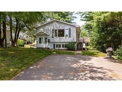 770 Glengarry PL  Fredericton, NB E3B 5Z9