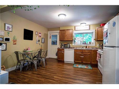 770 Glengarry Pl, Fredericton, NB - Indoor