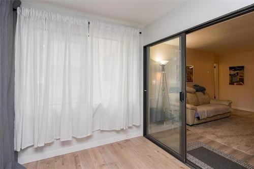 105-693 A St Anne'S Rd, Winnipeg, MB - Indoor