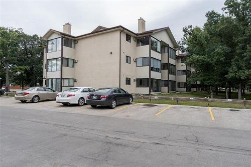 105-693 A St Anne'S Rd, Winnipeg, MB - Outdoor
