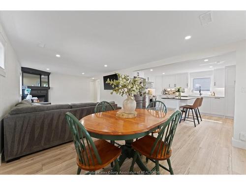 414 St Louis, Belle River, ON - Indoor Photo Showing Dining Room