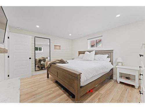 414 St Louis, Belle River, ON - Indoor Photo Showing Bedroom
