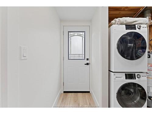 414 St Louis, Belle River, ON - Indoor Photo Showing Laundry Room