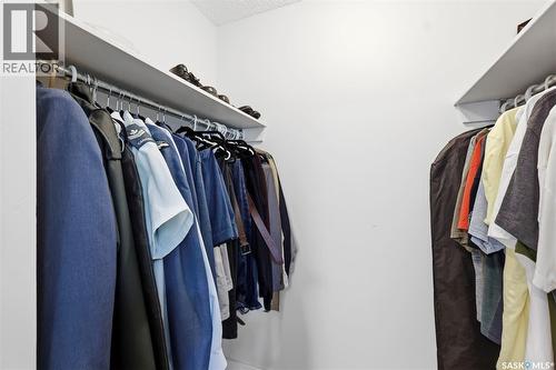 A & B 414 Gardiner Place, Saskatoon, SK - Indoor With Storage