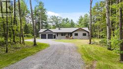 1097 HAWK VALLEY ROAD Algonquin Highlands (Stanhope), ON K0M 1S0