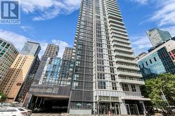 1711 - 300 FRONT STREET  Toronto, ON M5V 0E9