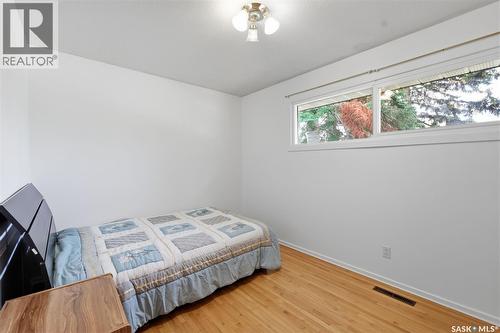 2509 Taylor Street E, Saskatoon, SK - Indoor Photo Showing Bedroom
