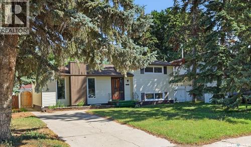 2509 Taylor Street E, Saskatoon, SK - Outdoor