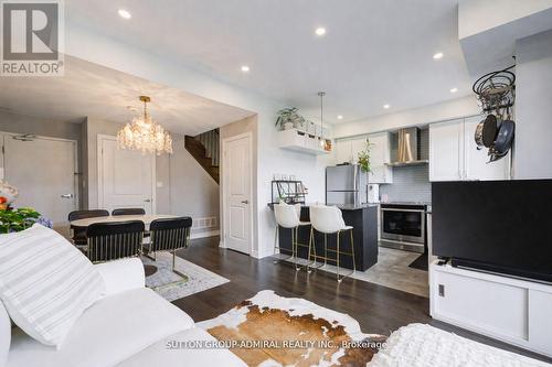 Spacious open floorplan - 3 - 196 Pine Grove Road, Vaughan, ON - Indoor Photo Showing Living Room