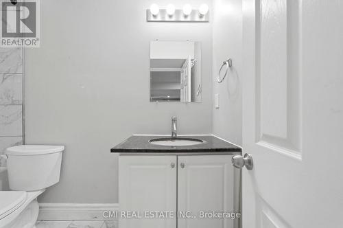 40 - 105 Bard Boulevard, Guelph, ON - Indoor Photo Showing Bathroom