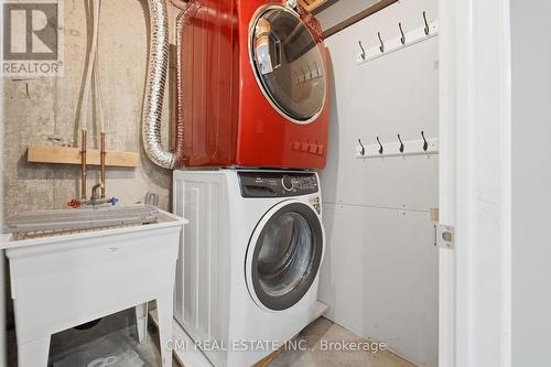 40 - 105 Bard Boulevard, Guelph, ON - Indoor Photo Showing Laundry Room