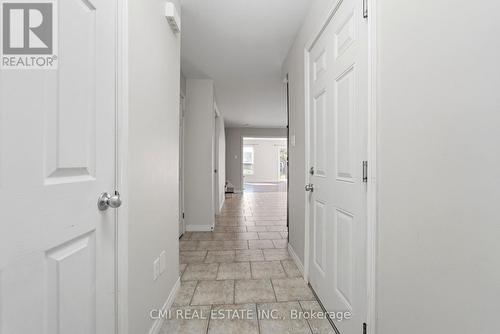40 - 105 Bard Boulevard, Guelph, ON - Indoor Photo Showing Other Room