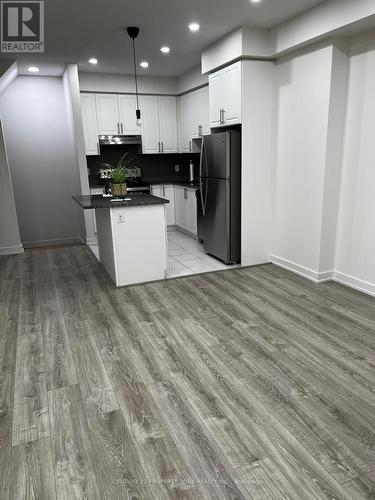 64 - 590 NORTH SERVICE ROAD , Hamilton, Ontario L8E 0K5 5