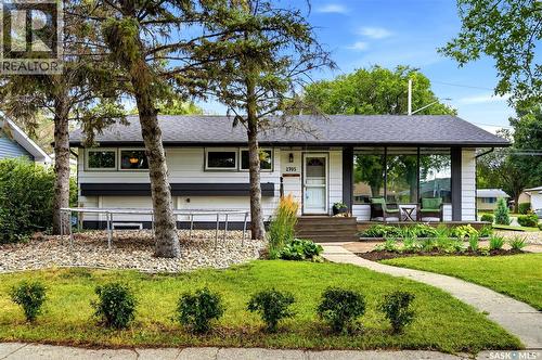 2705 Grant Road, Regina, SK - Outdoor With Facade