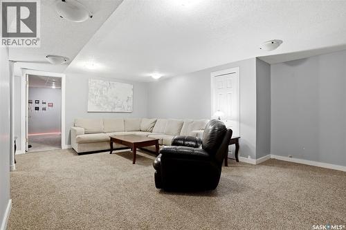 2705 Grant Road, Regina, SK - Indoor