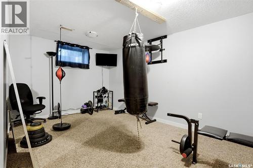 2705 Grant Road, Regina, SK - Indoor Photo Showing Gym Room